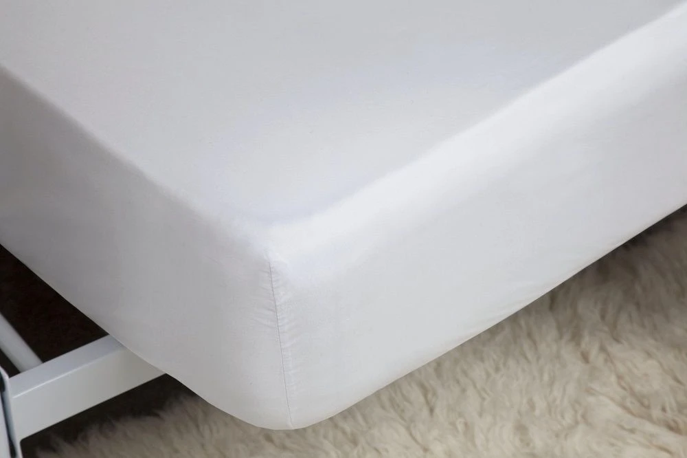Belledorm 200 Count Extra Deep Fitted Sheet - White