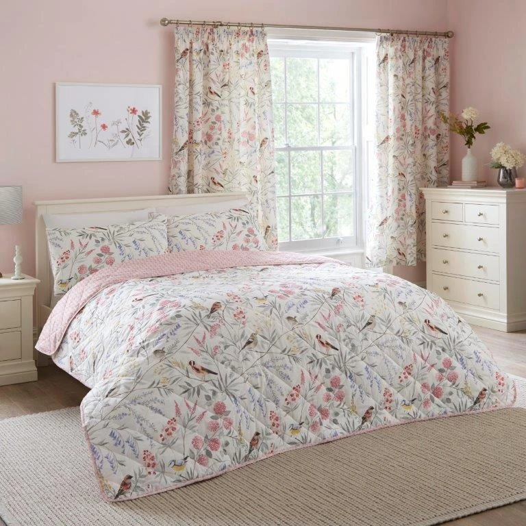 Dreams & Drapes Caraway Pink Bedspread 3 Dreams & Drapes Caraway Pink Bedspread